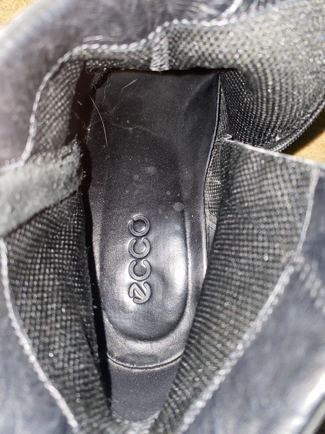 Женские кожаные ботинки Ecco 39 размер