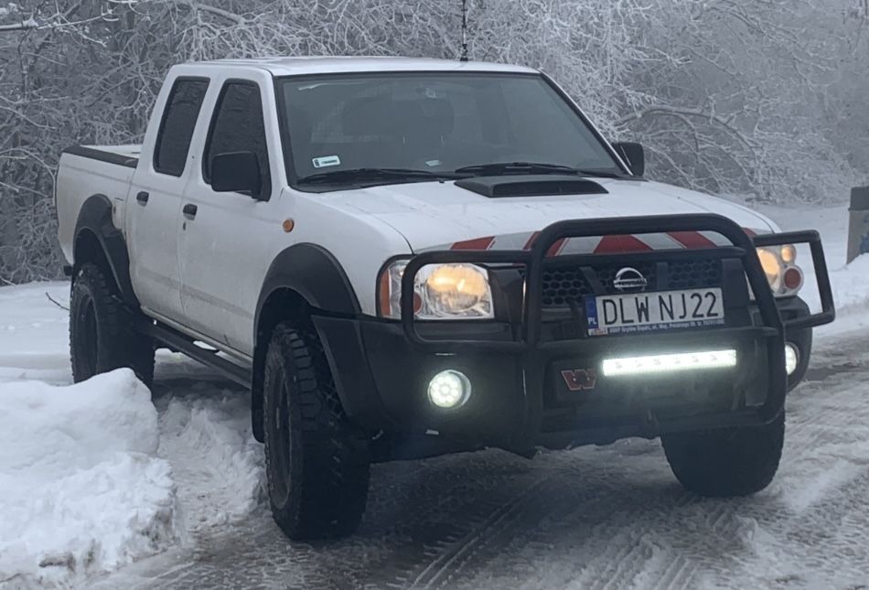 Nissan navara d22