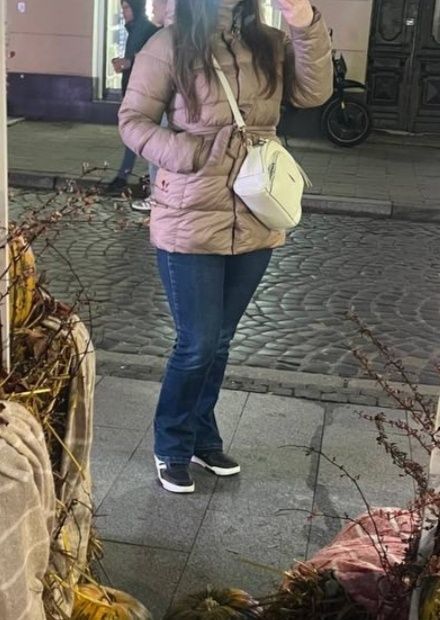 Зимова куртка з поясочком 40р