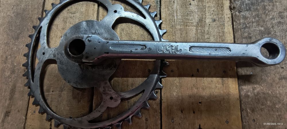 Pedaleira Ucal bicicleta pasteleira s/crenque Esquerdo