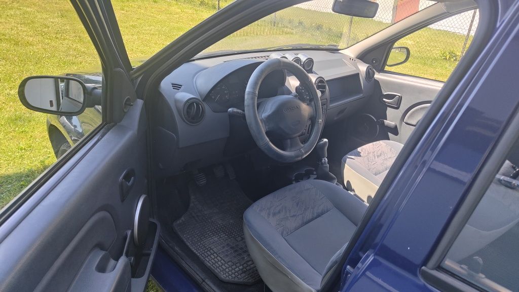 Dacia Logan 2007 niski przebieg. Ważne PT i OC.