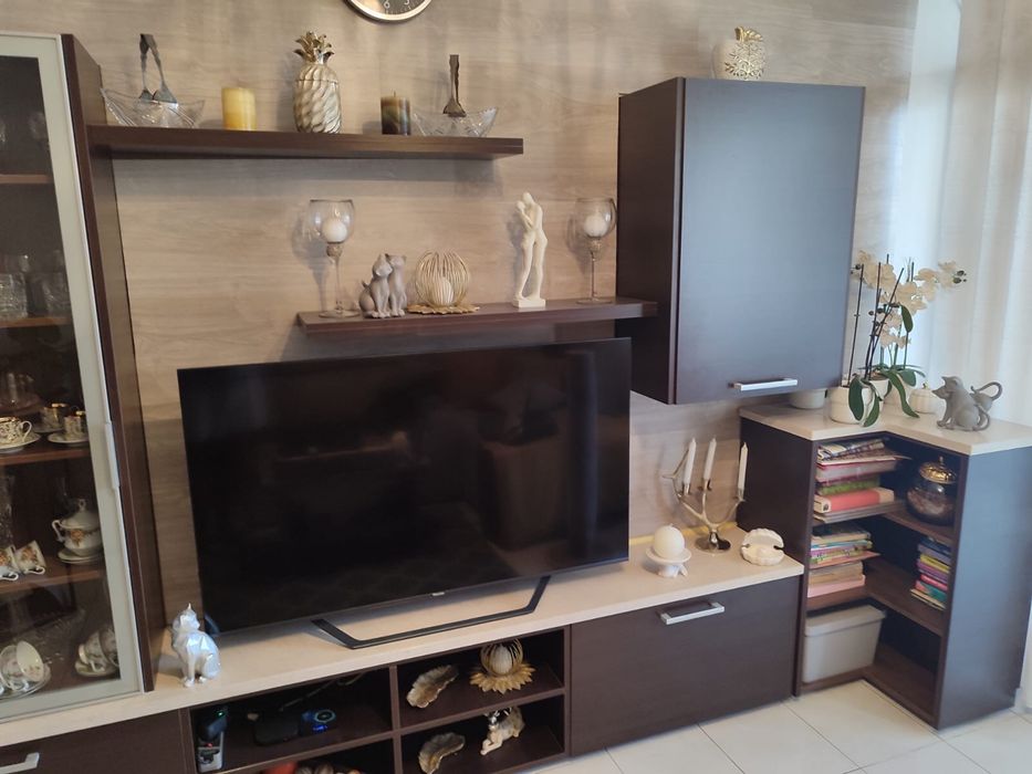 Moveis de Sala, aparadores e espelho
