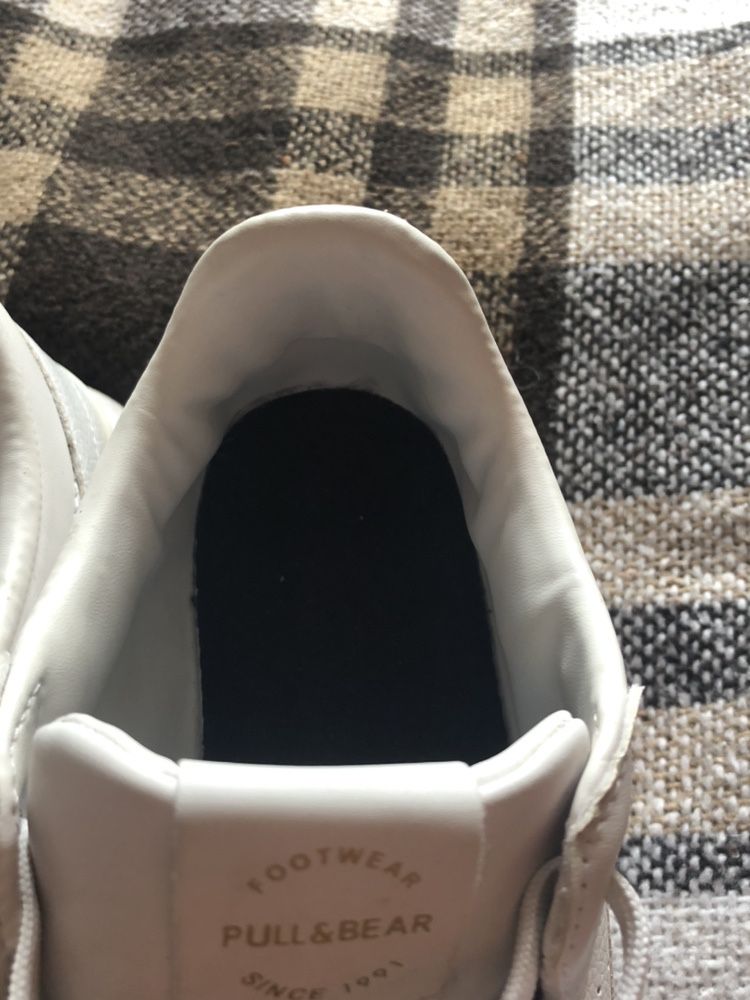 Классические кроссовки  Pull&Bear