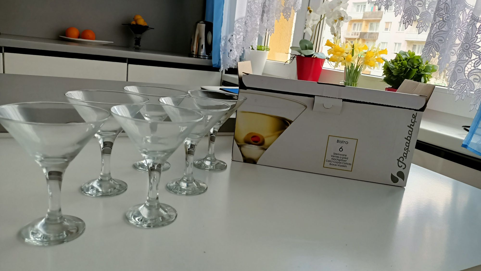 Kieliszki do wina lub lodów