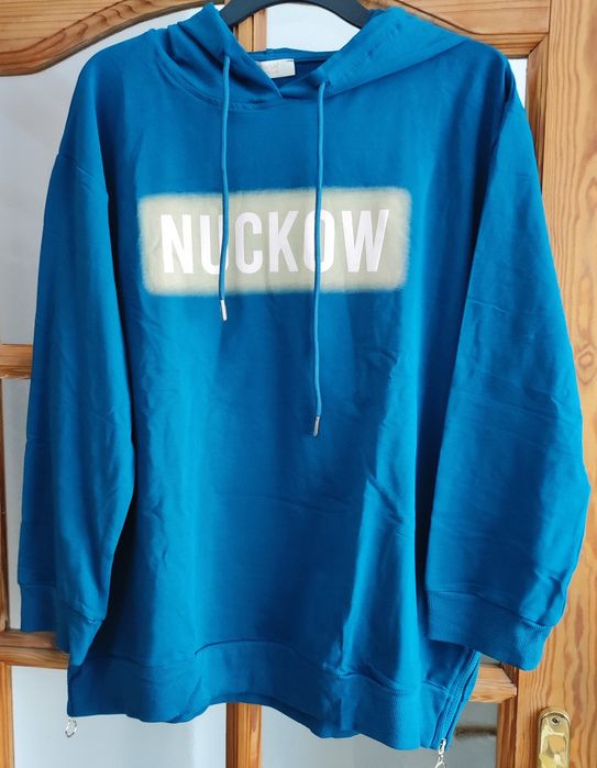 Damski komplet dresowy firmy WAWA