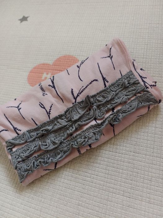 Pajacyk dziewczęcy z falbankami, rozmiar 74