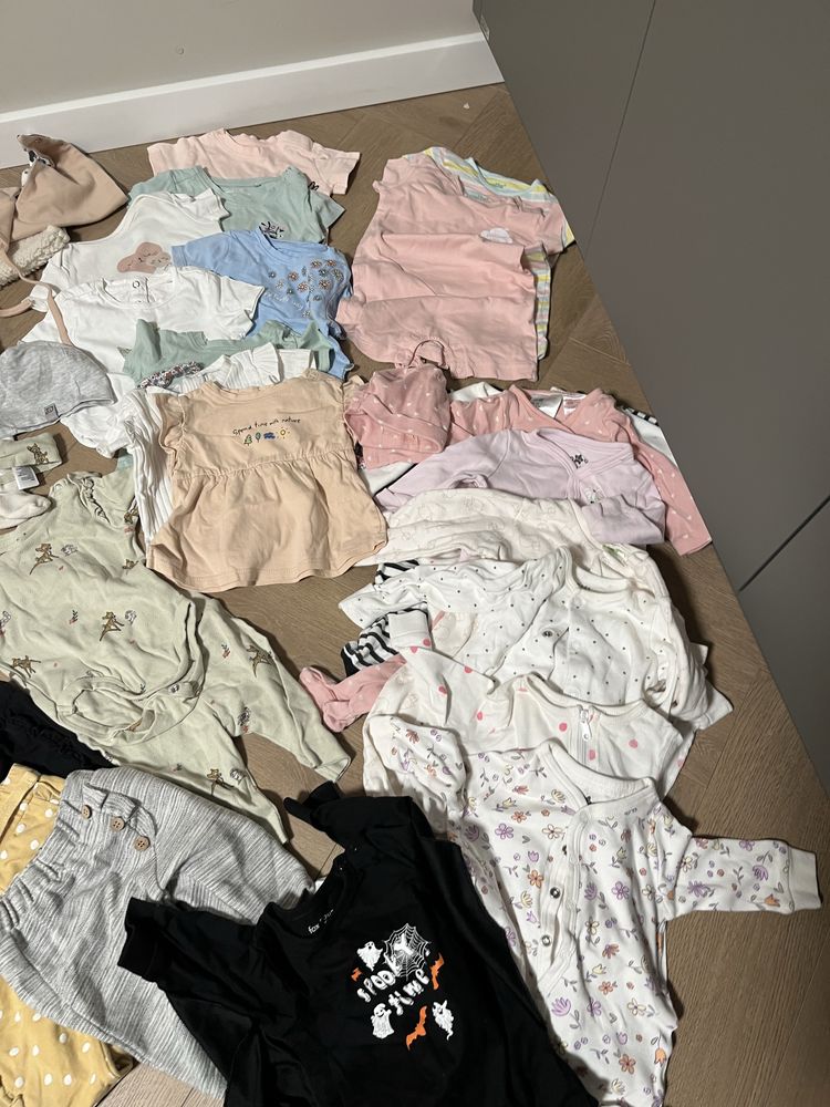 Paka ubrań rozm. 62 - ok 40 sztuk plus opaski, h&m, sinsay, reserved