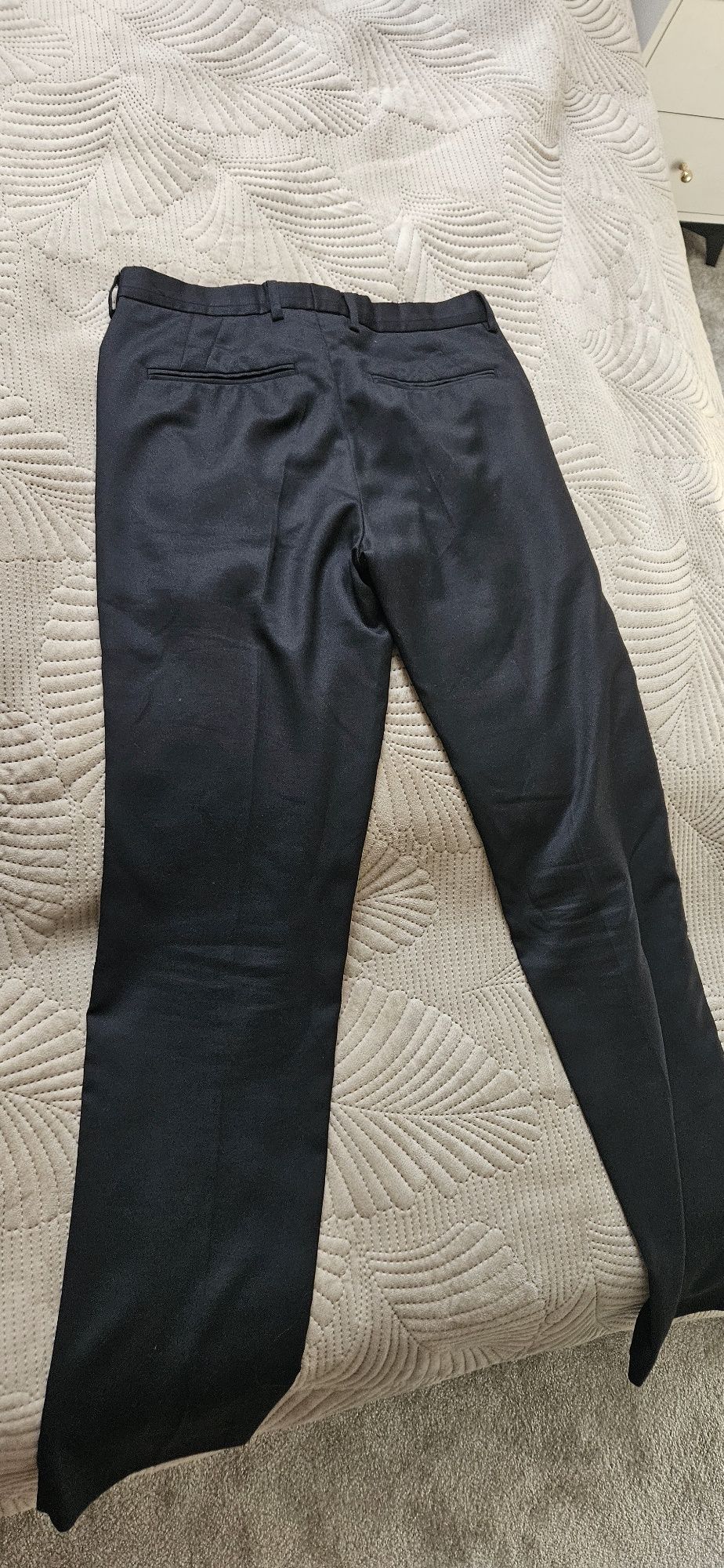 Spodnie garniturowe 48 slim fit Reserved  czarne  męskie