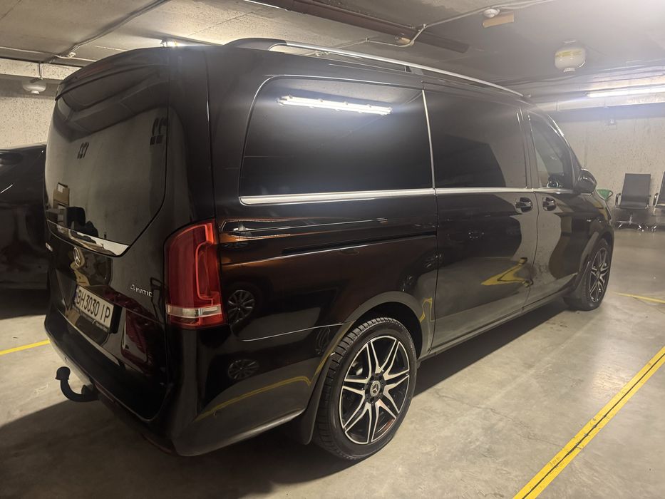 Mercedes v class v 250 4mati меседес