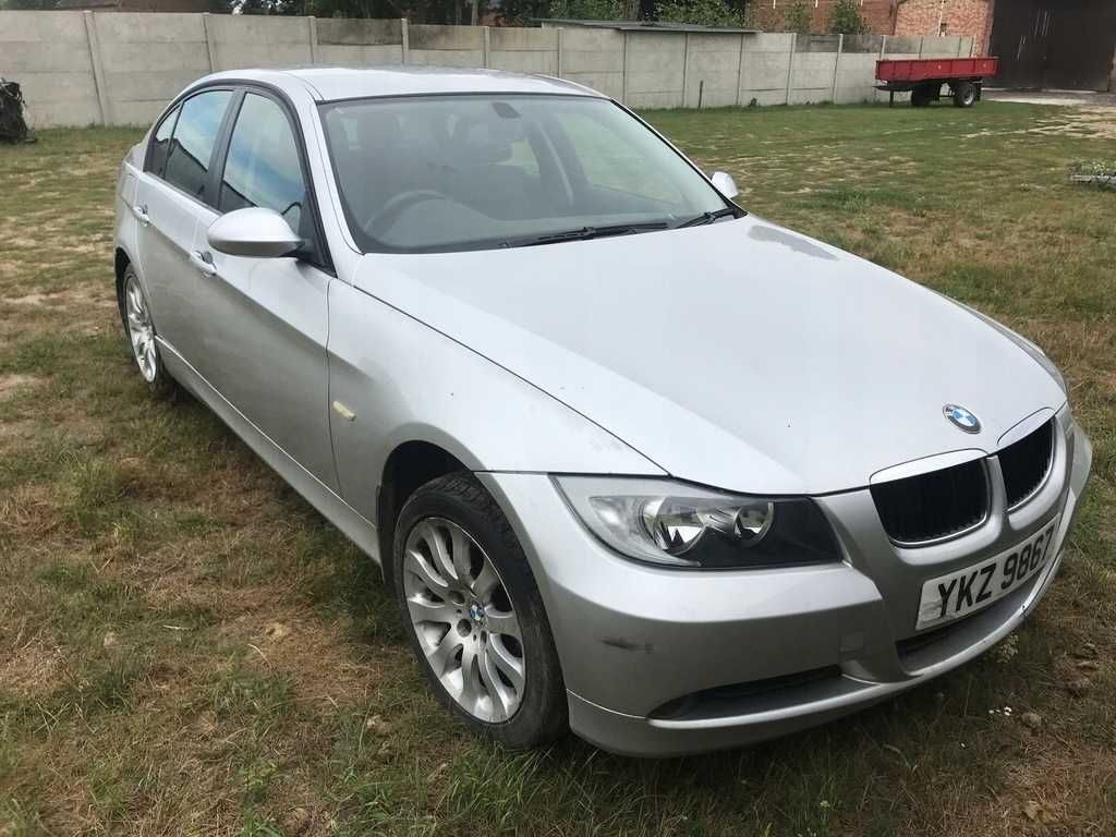 BMW E90 2.0 Diesel Drzwi Klapa Maska zawieszenie i inne części