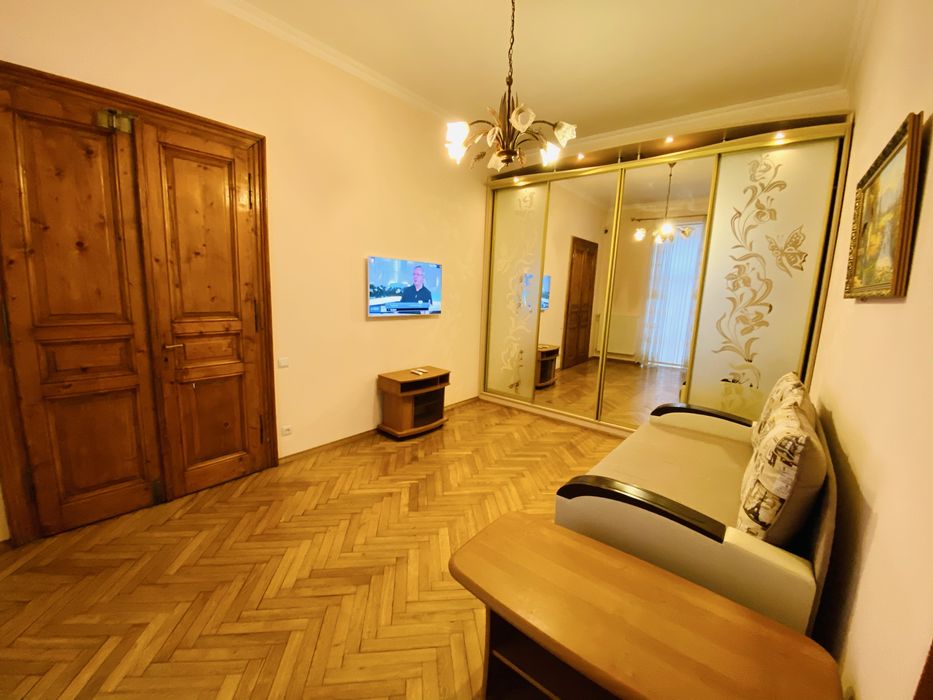 Власник! 2-кімн.кв-ра у центрі Львова, вул.Поповича