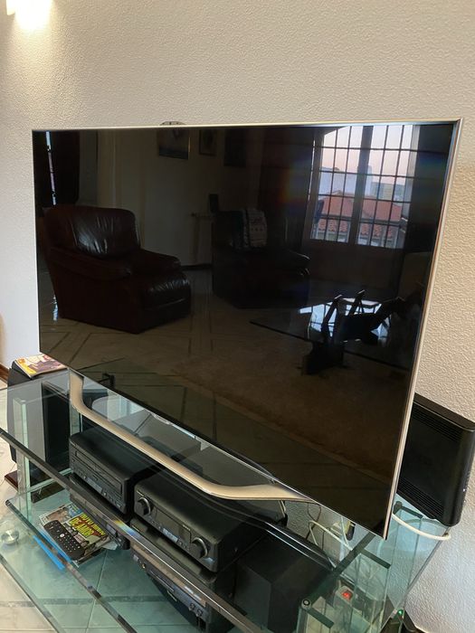 TV Samsung - AC220-240V - coluna avariada