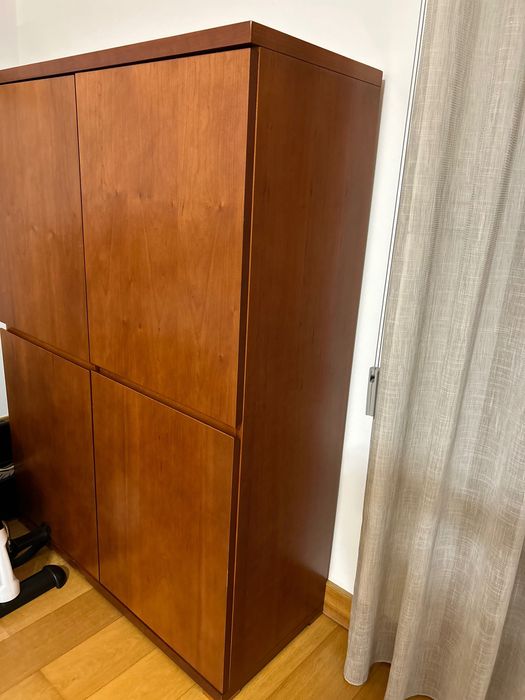 Móvel estante cerejeira