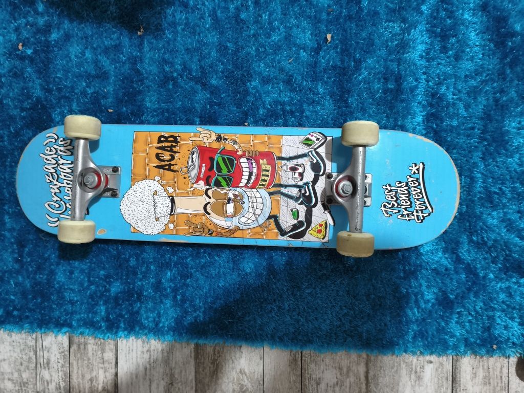 Skate pouco usado em bom estado