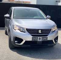 Peugeot 5008  Blue HDi Active Pack