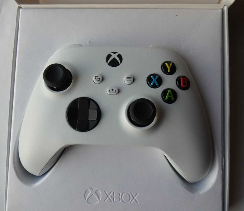 Comando Xbox Series S/X Robot White.Novo caixa garantia;ler anuncio