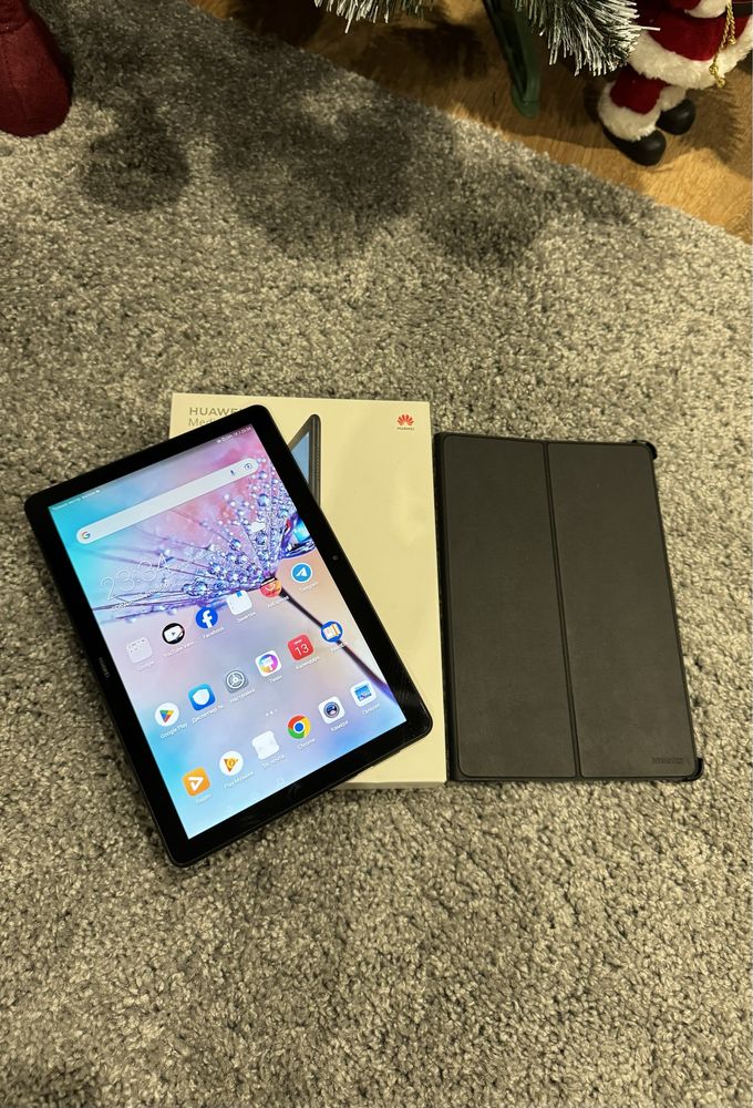 Планшет Huawei MediaPad T5 4/64 LTE