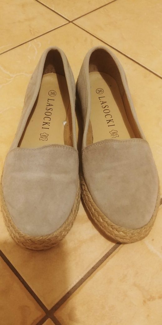 Nowe Buty damskie roz.36 Lasocki wiosna