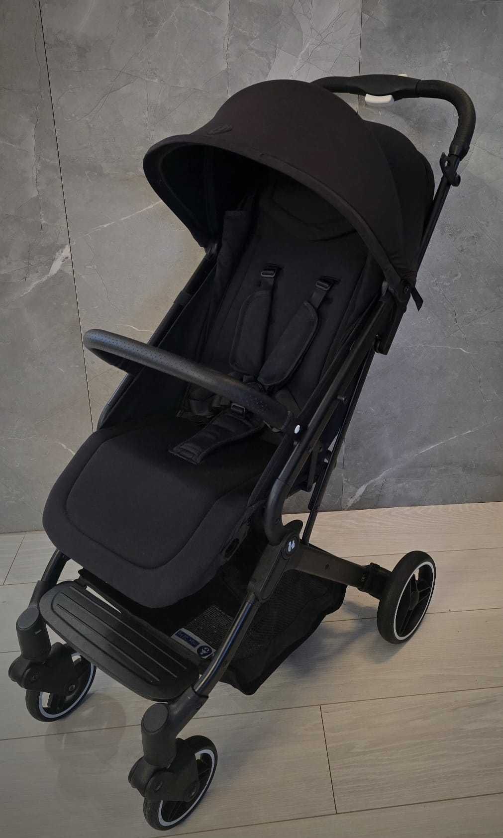 Wózek spacerowy hauck Care Travel N Plus Black