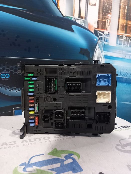 Caixa de fusíveis Peugeot Partner Citroën Berlingo