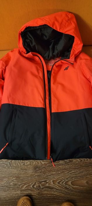 Kurtka narciarska 4f rozm. 158 neodry 5000 dziewczęca