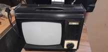 Stary zabytkowy,mały   telewizor