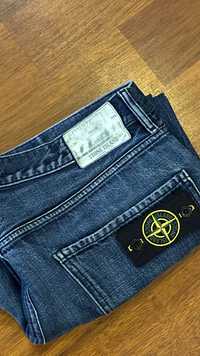 Вінтажні джинси stone island