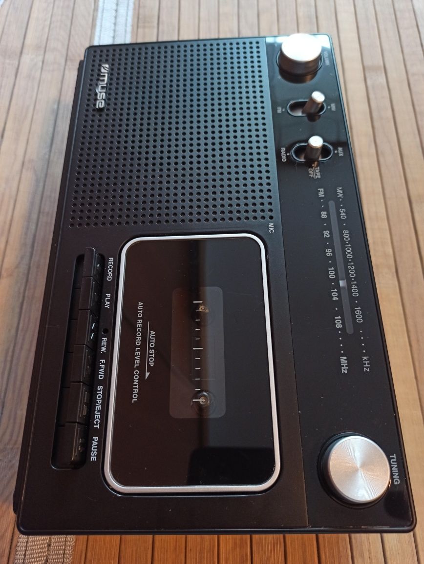 Radio sieciowe FM Muse M-152 RC