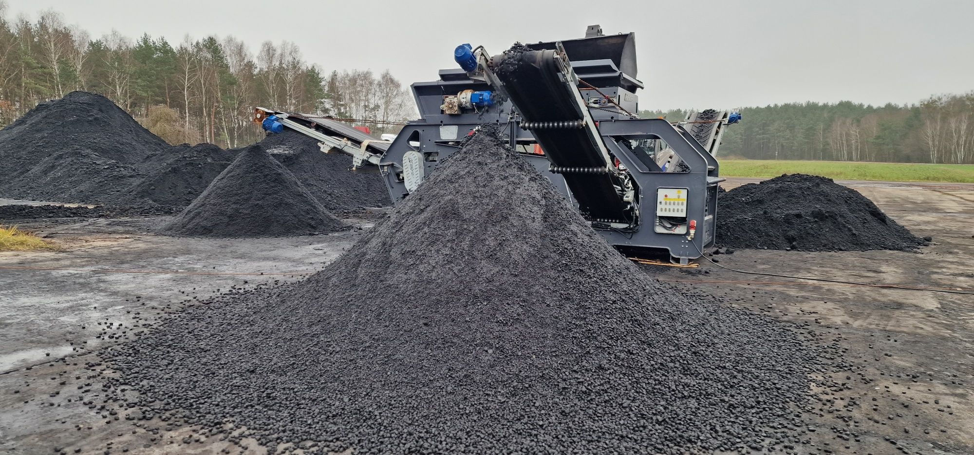 Przesiewacz DG MACHINES 3 frakcje sieje kompost przez 10 mm sito