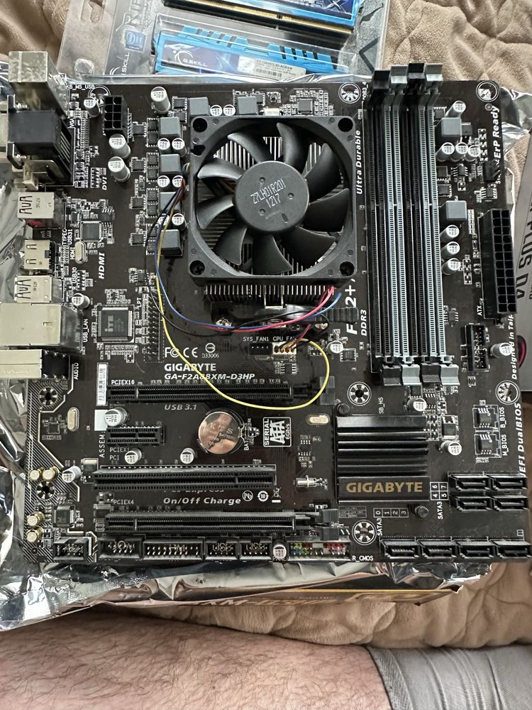 Комплект F2A88XM-D3HP + A10-7800 + 8gb 1600