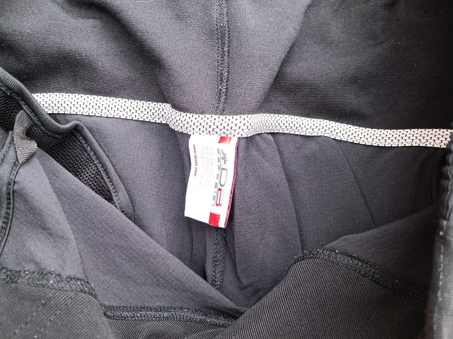 Чоловічі велошорти, трекінгові шорти ASSOS DB.21