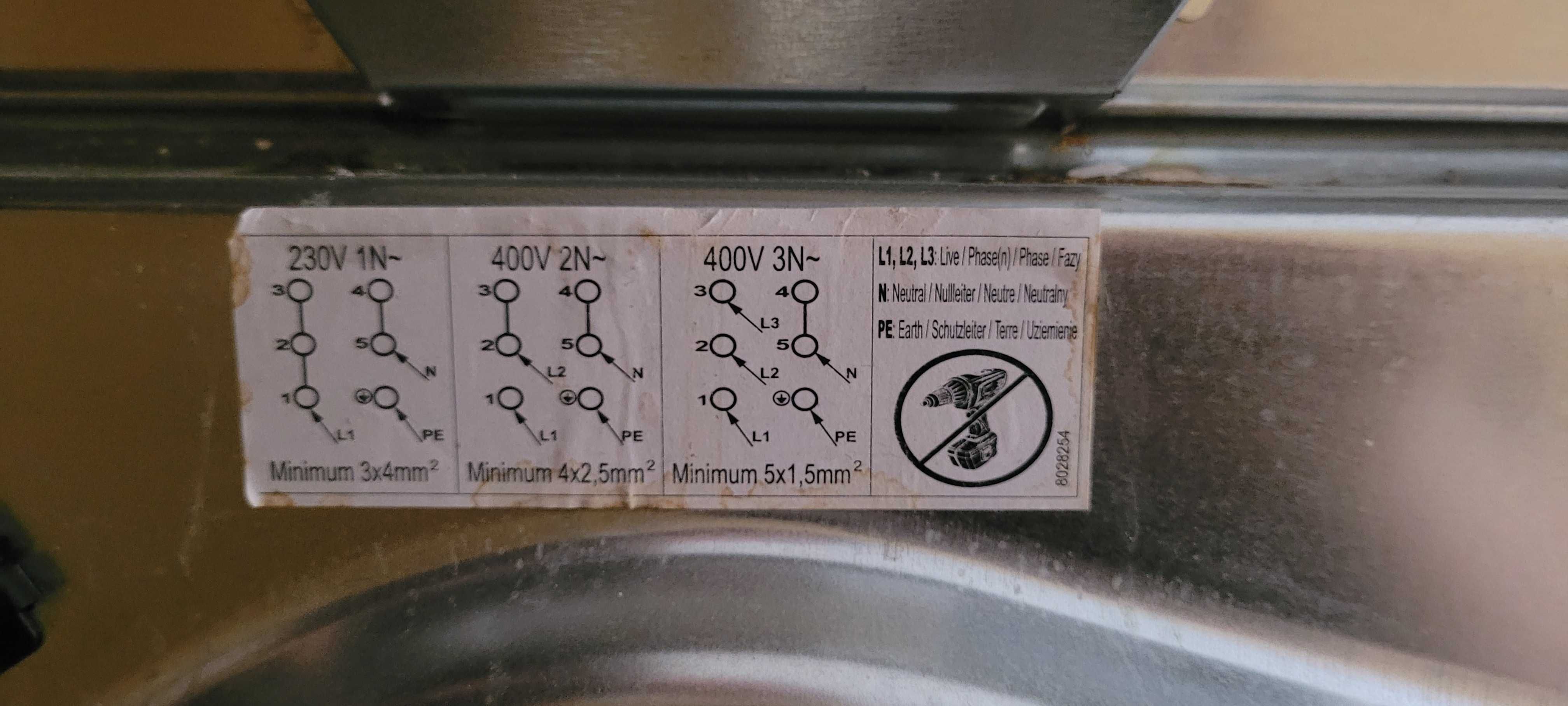 Piec elektryczny z płytą indukcyjną Amica