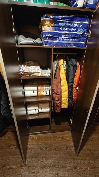 Zestaw mebli do pokoju + szafka na buty