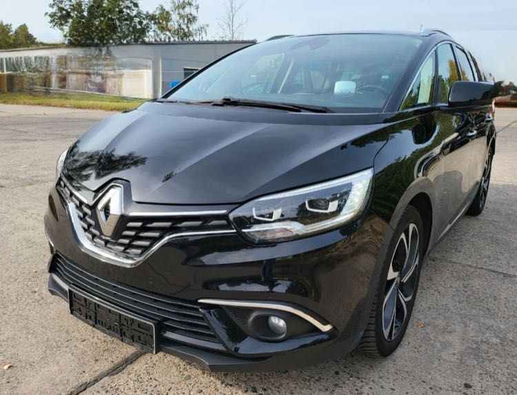 Renault Grand Scenic  BOSE