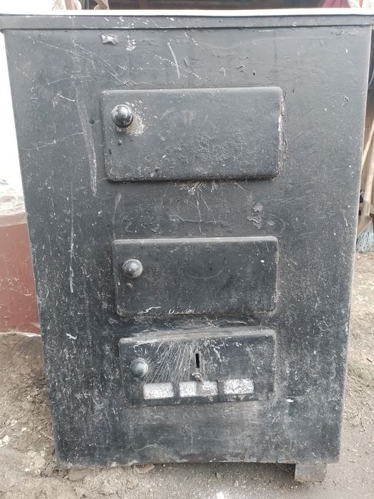 Твердопаливних котел