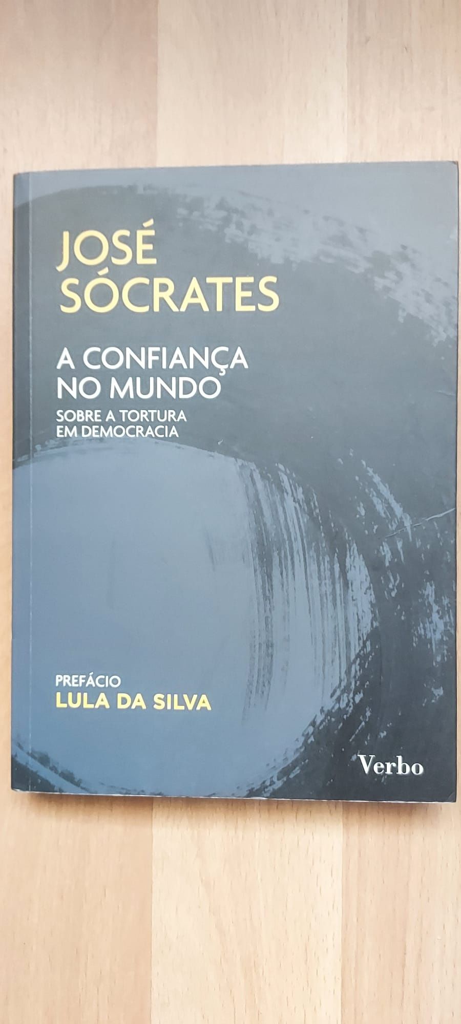 Livros de e sobre José Sócrates