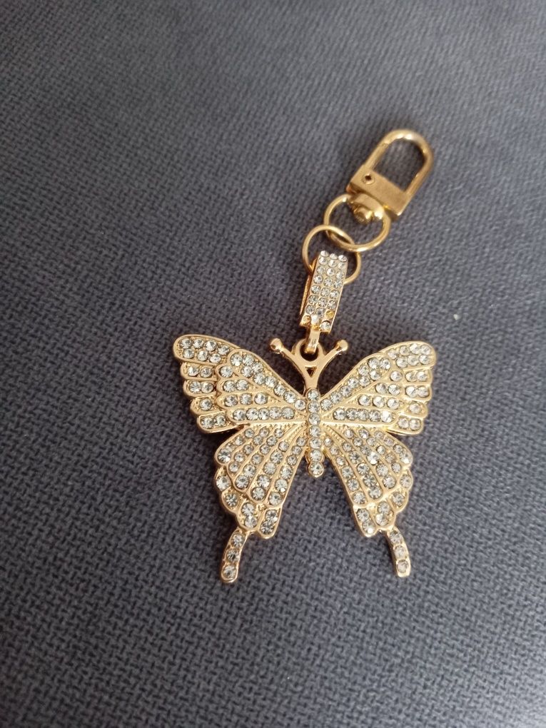 Breloczek do kluczy lub torebki motyl