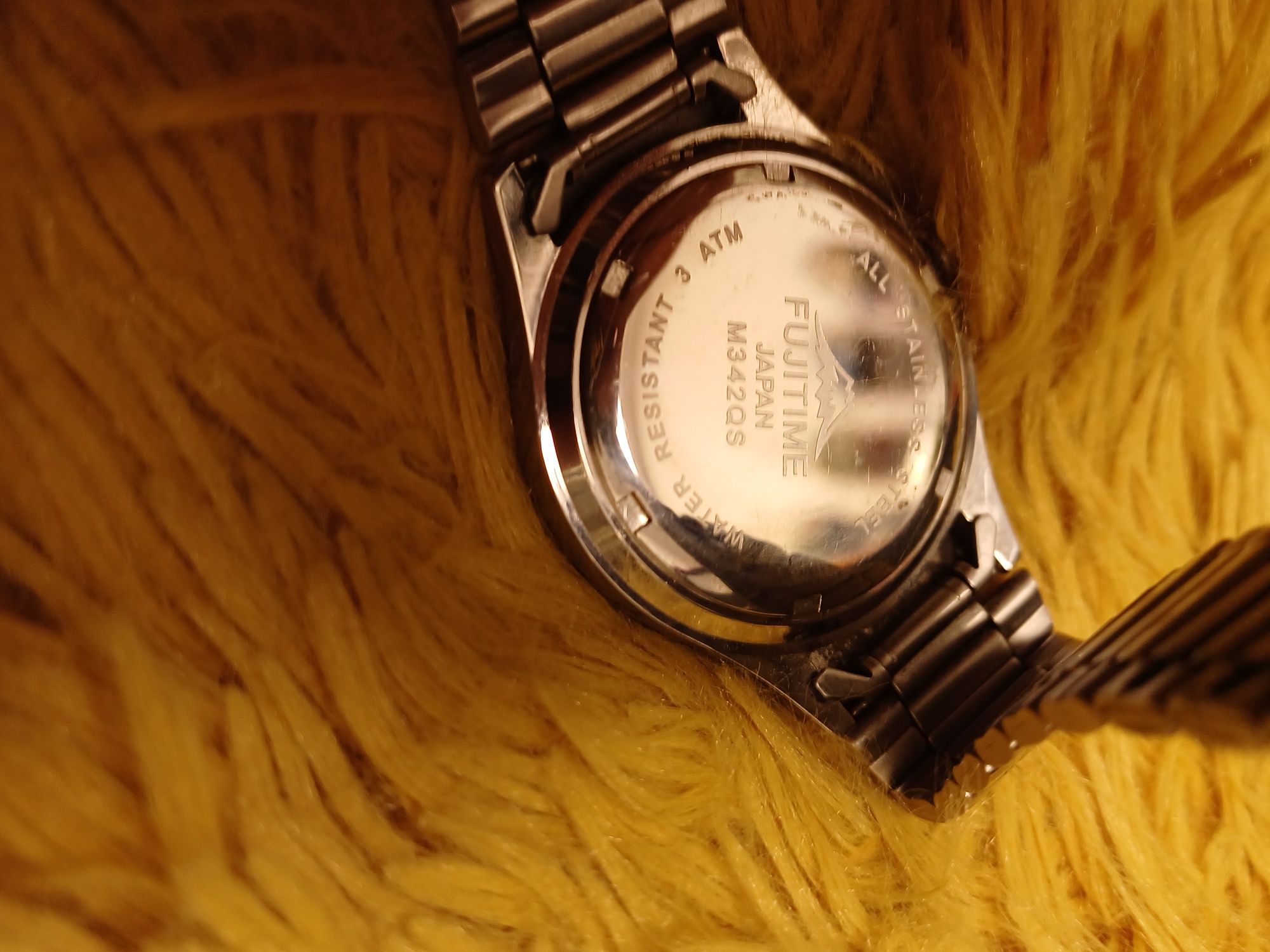 Zegarek Fuji - japoński mechanizm z datą
