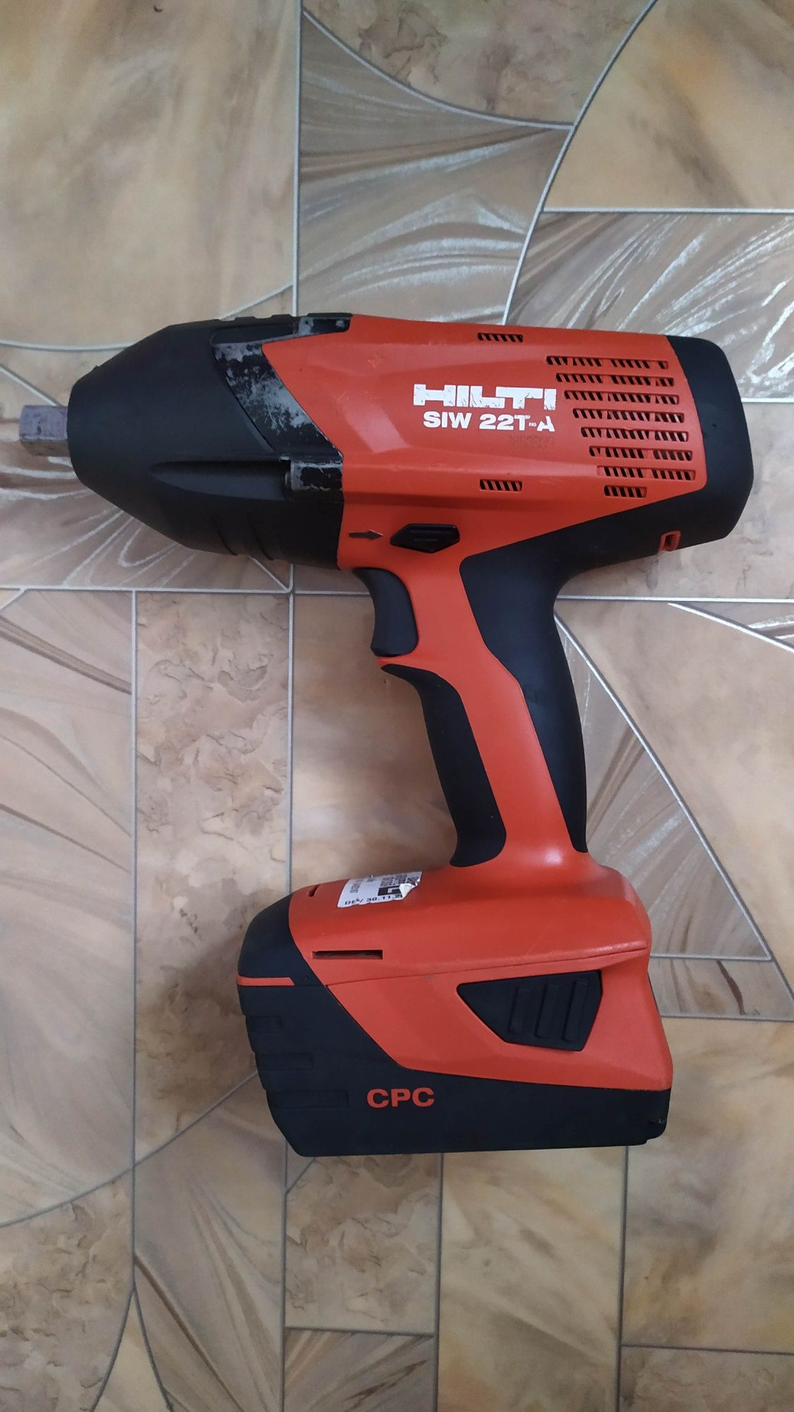 Аккумуляторный гайковёрт хилти hilti siw 22t-a