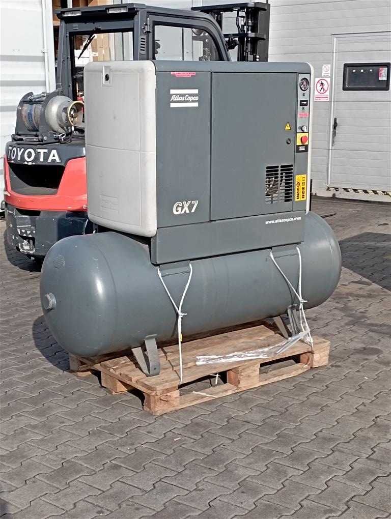 Sprężarka śrubowa kompresor ATLAS COPCO GX7 7,5kW 1,117m³ S014178