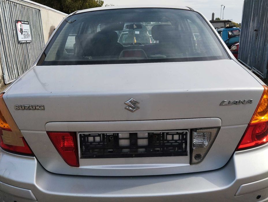 Suzuki Liana 1.6i 4D Sedan 2004r.Klapa bagażnika.