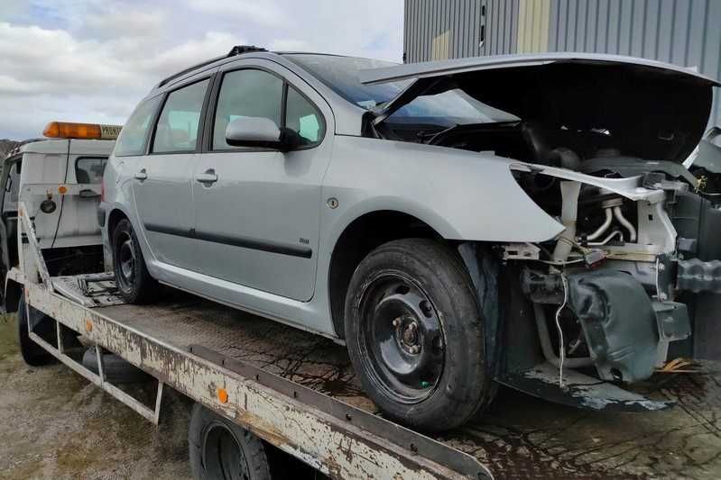 Para peças Peugeot 307 SW 2.0HDI ano 2004