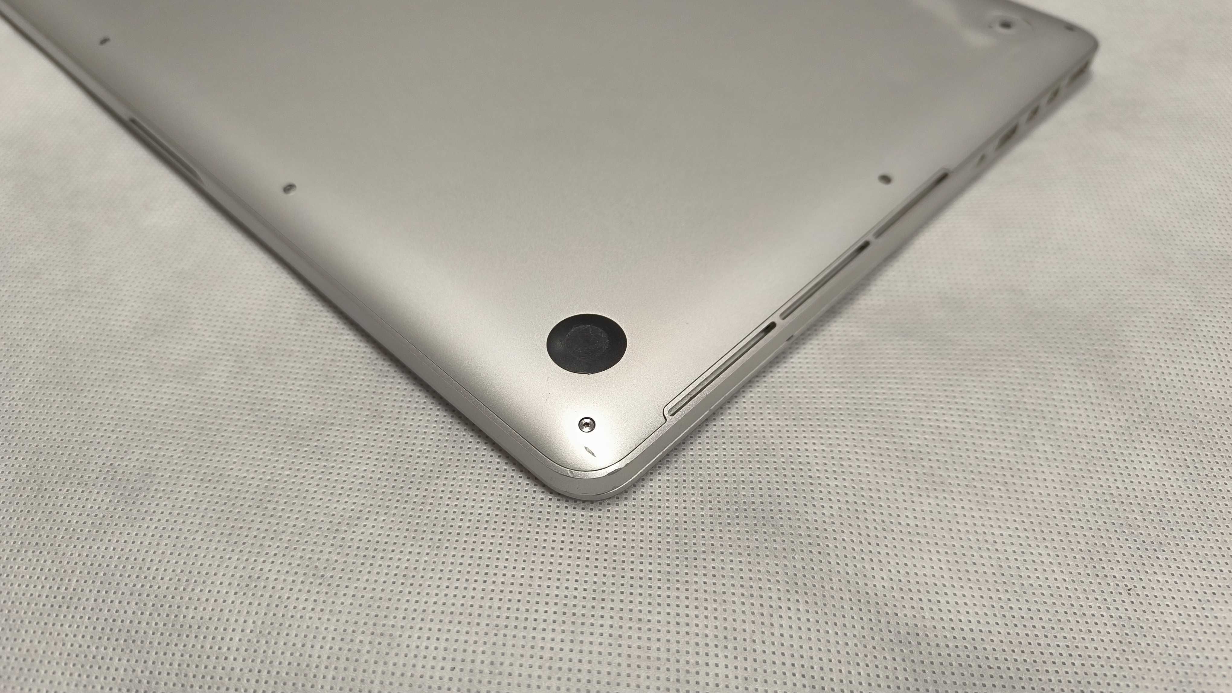 MacBook Pro (Retina, 15-inch, Late 2013)  - sprawny