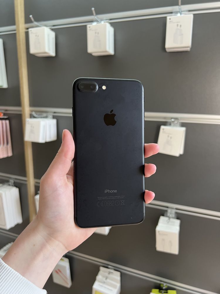 iPhone 7 Plus + 32gb акб 100% з гарантією чохол та скло у подарунок