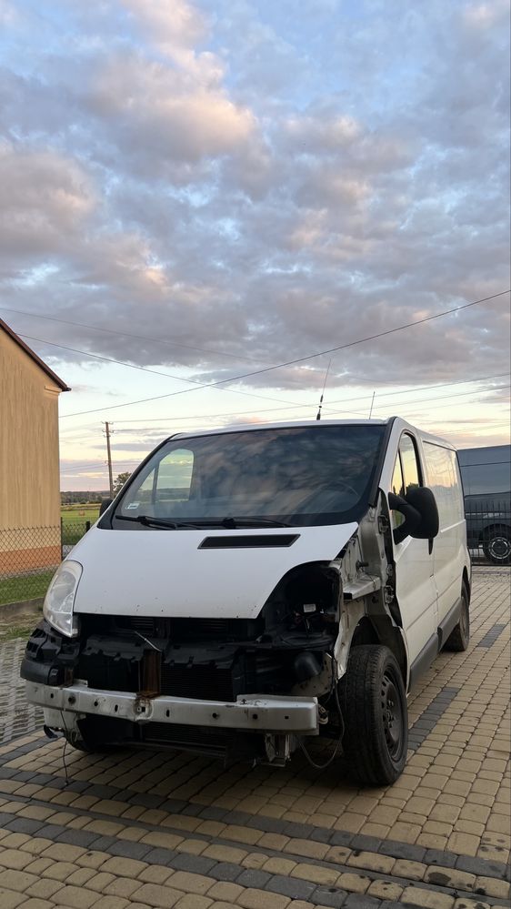 Opel Vivaro 2008r