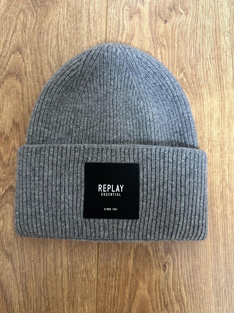 Шапка Replay