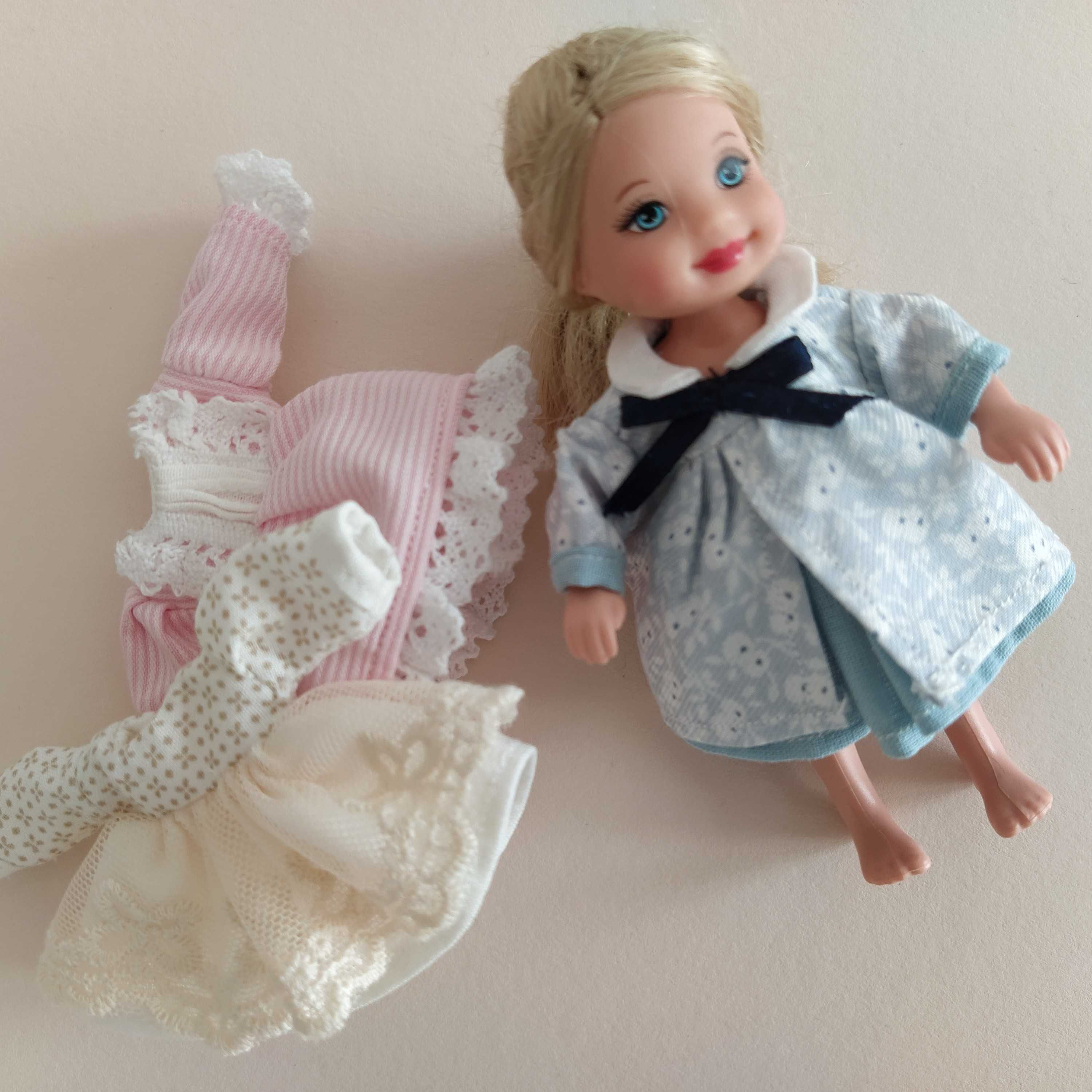 Vestido de boneca miniatura NOVO