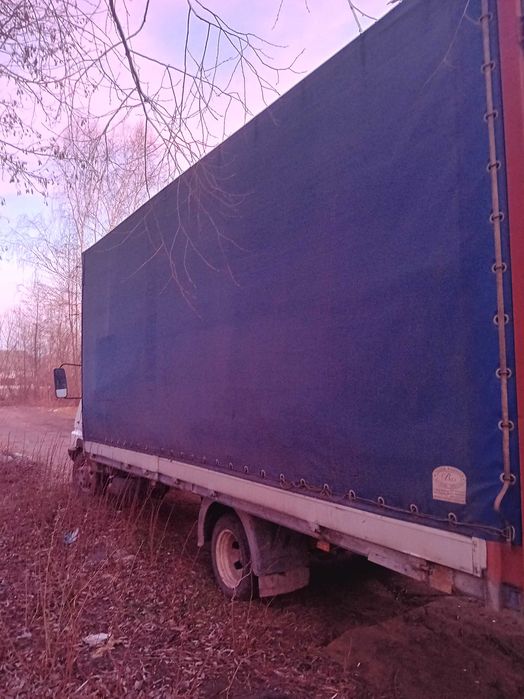 Грузовий автомобіль