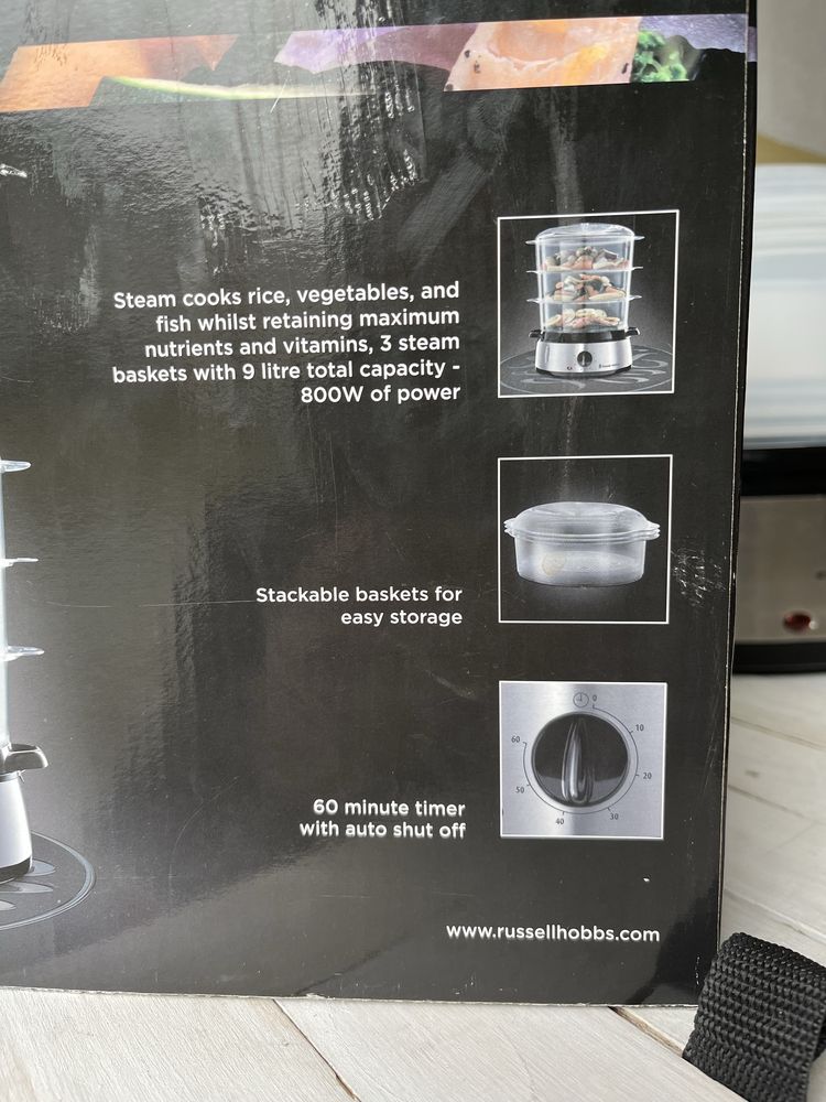 Parowar Russell Hobbs CookHome