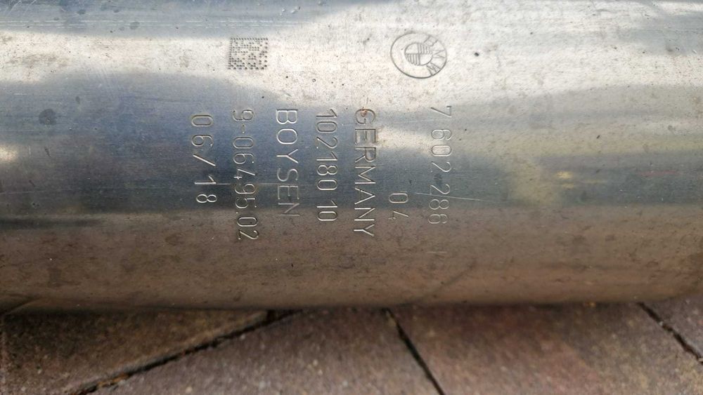 BMW 3 F30 LCI 330i XDR B46 wydech tłumik